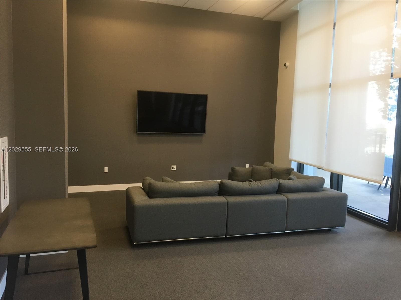 1600 NE 1st Ave # 1117, Miami FL 33132 — 33