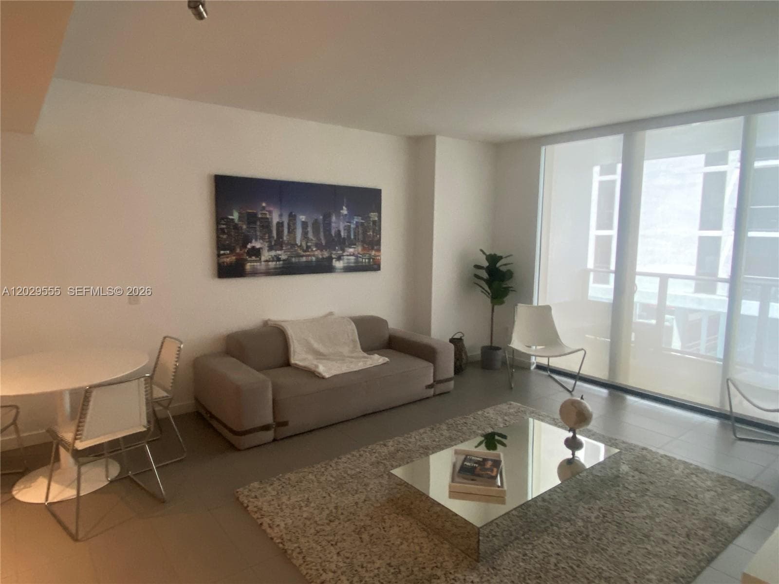 1600 NE 1st Ave # 1117, Miami FL 33132 — 4