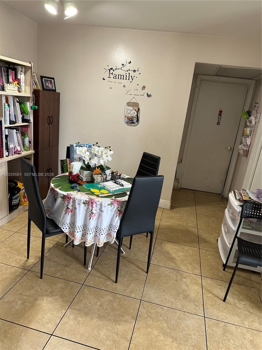 15360 SW 72 ST # 21, Miami FL 33193 — 4