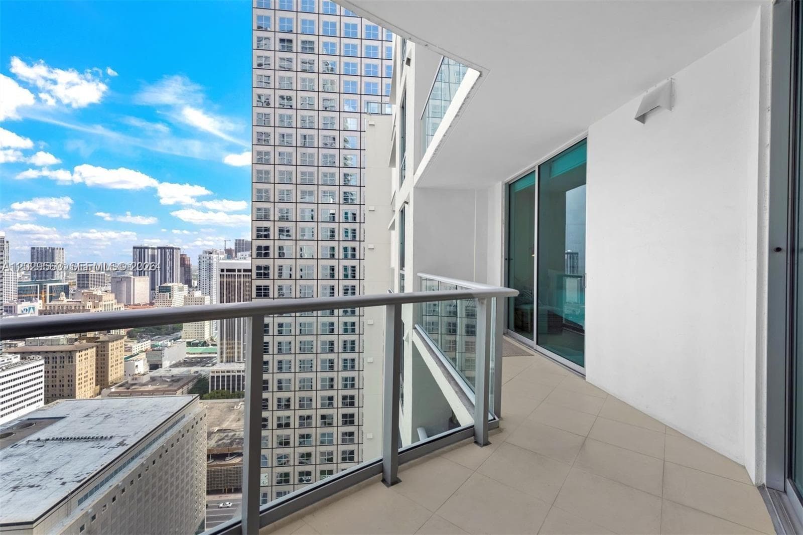 300 S Biscayne Blvd # 3807, Miami FL 33131 — 20