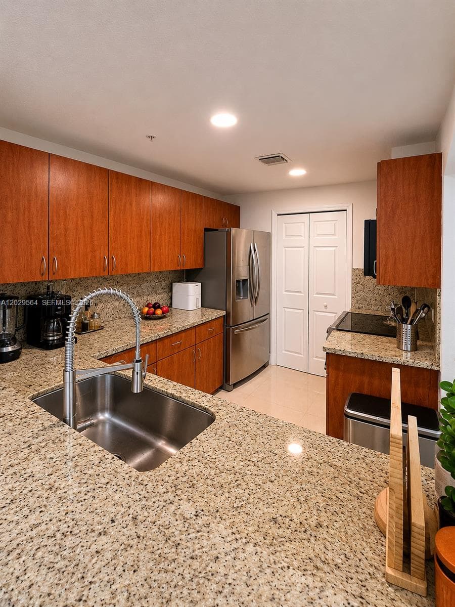6540 NW 114th Ave # 1408, Doral FL 33178 — 3