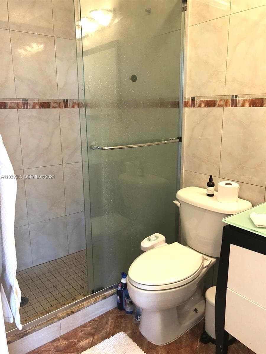 2036 NE 167th St # 131, North Miami Beach FL 33162 — 15
