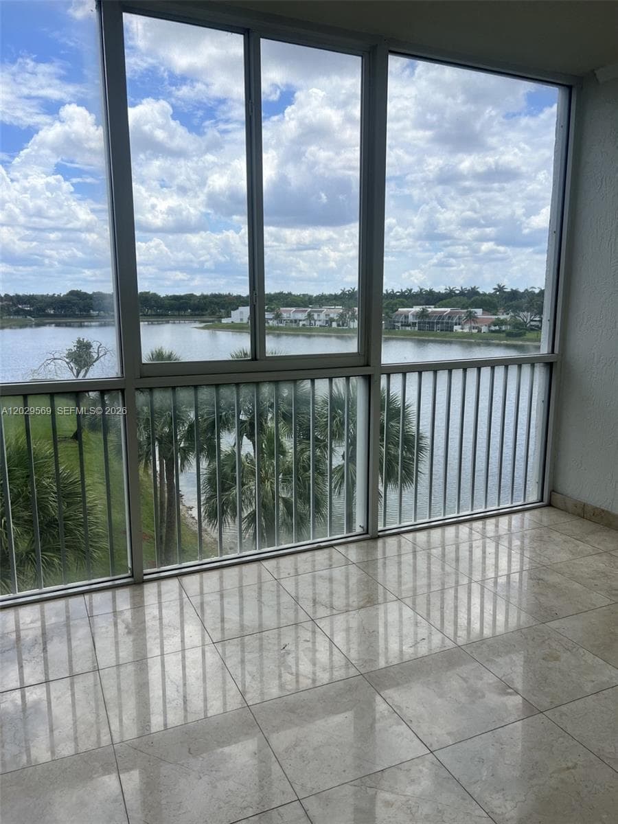 10750 NW 66th St # 401, Doral FL 33178 — 1