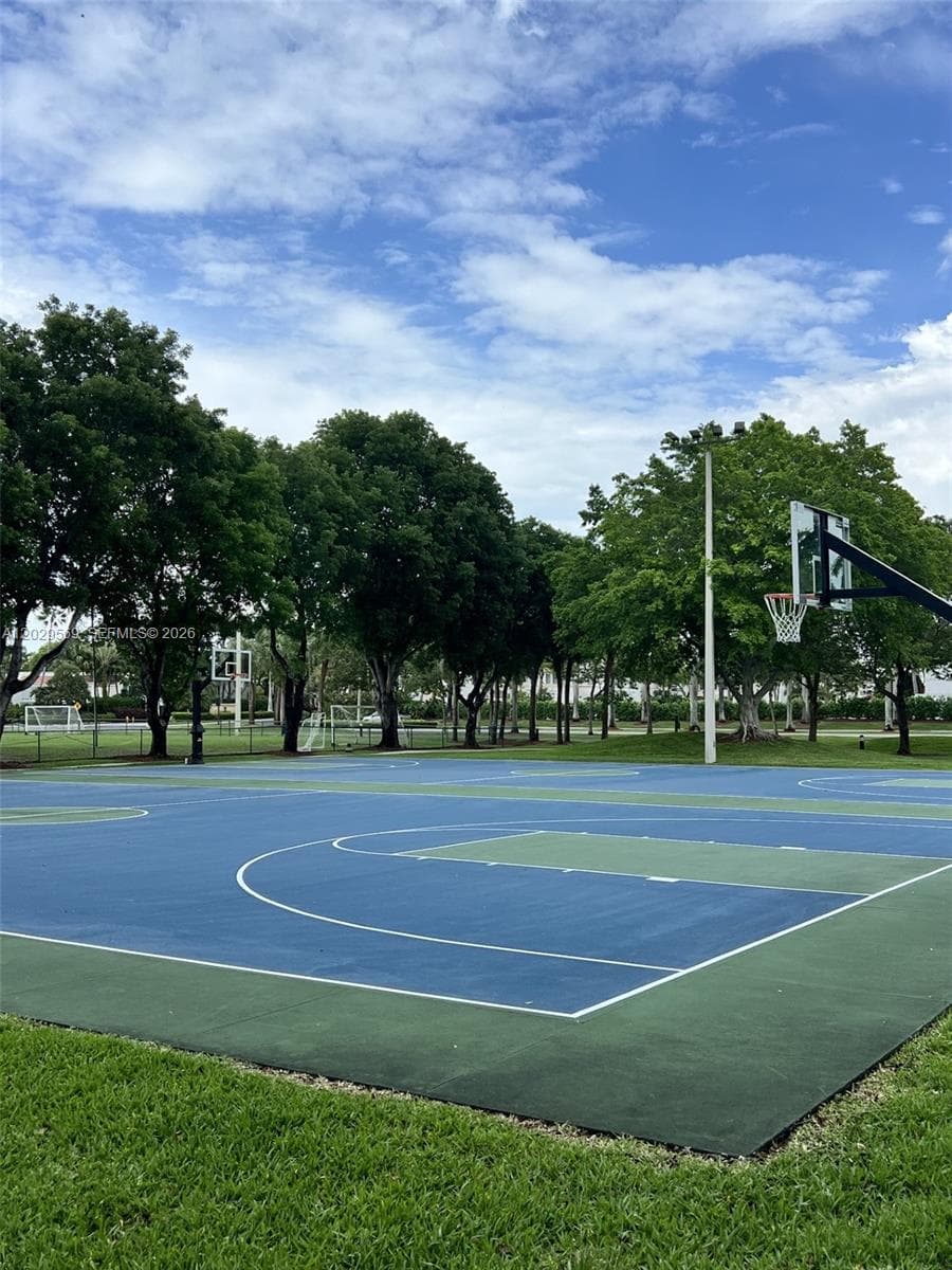 10750 NW 66th St # 401, Doral FL 33178 — 24