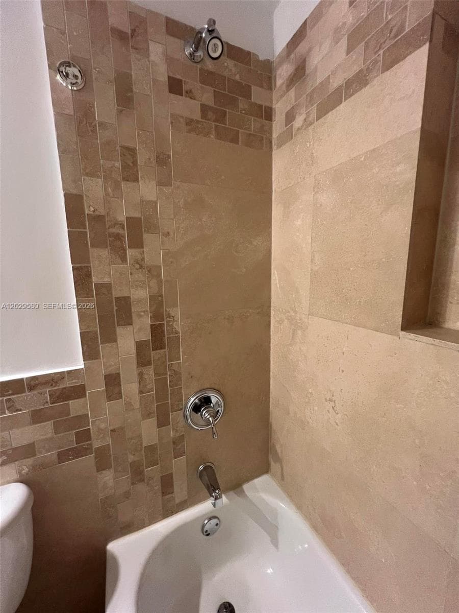 600 Euclid Ave # 5A, Miami Beach FL 33139 — 32