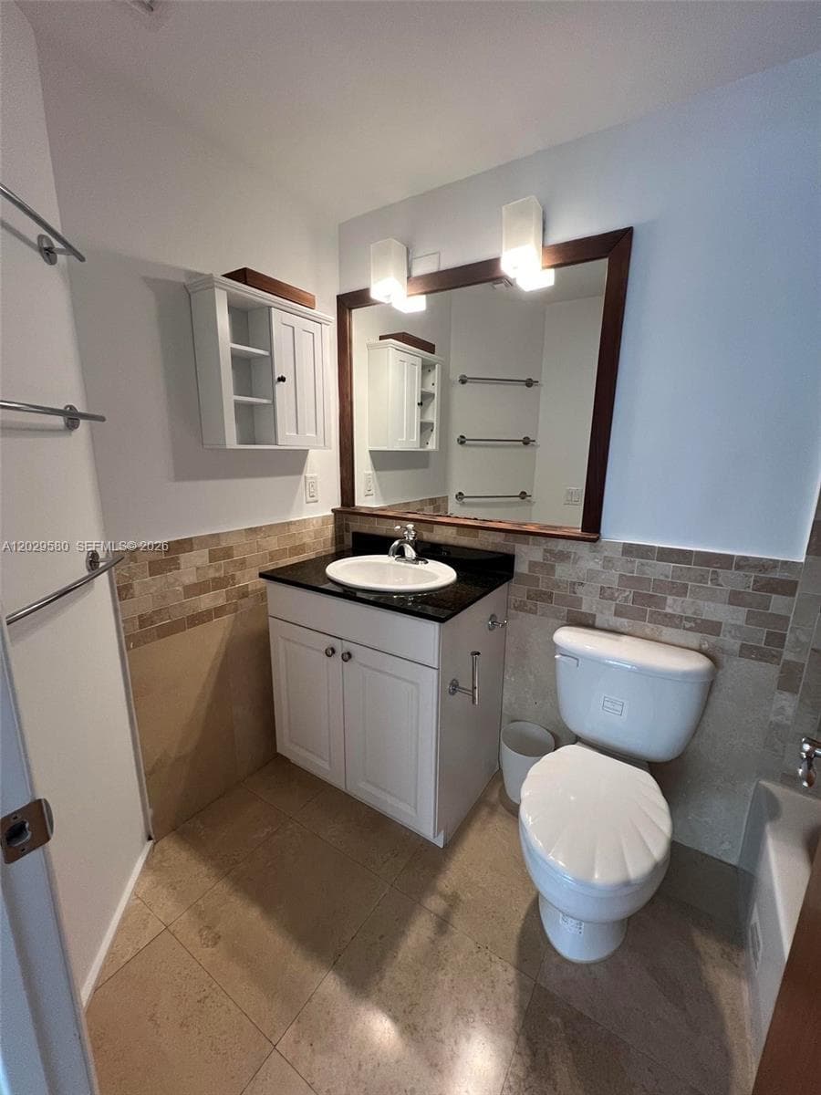 600 Euclid Ave # 5A, Miami Beach FL 33139 — 30