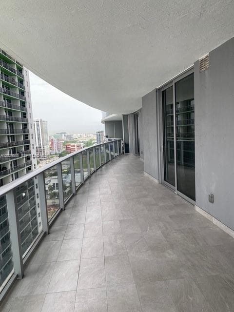 488 NE 18th St # 2110, Miami FL 33132 — 3