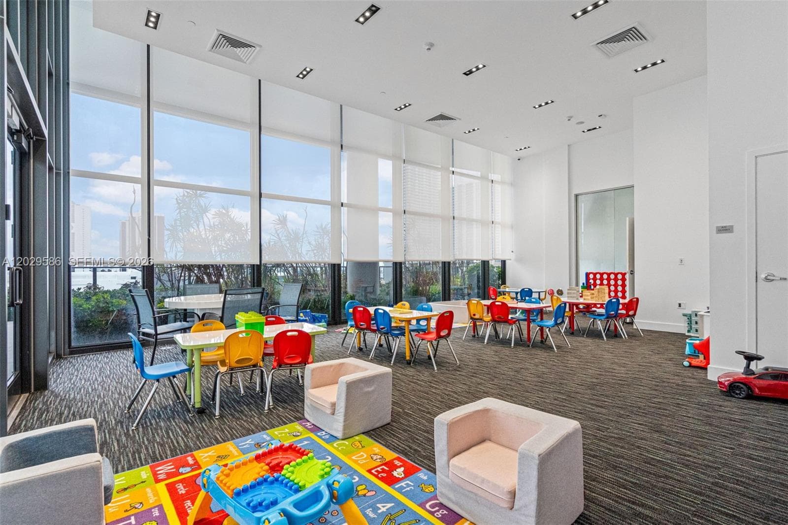 1600 NE 1st Ave # 2617, Miami FL 33132 — 34