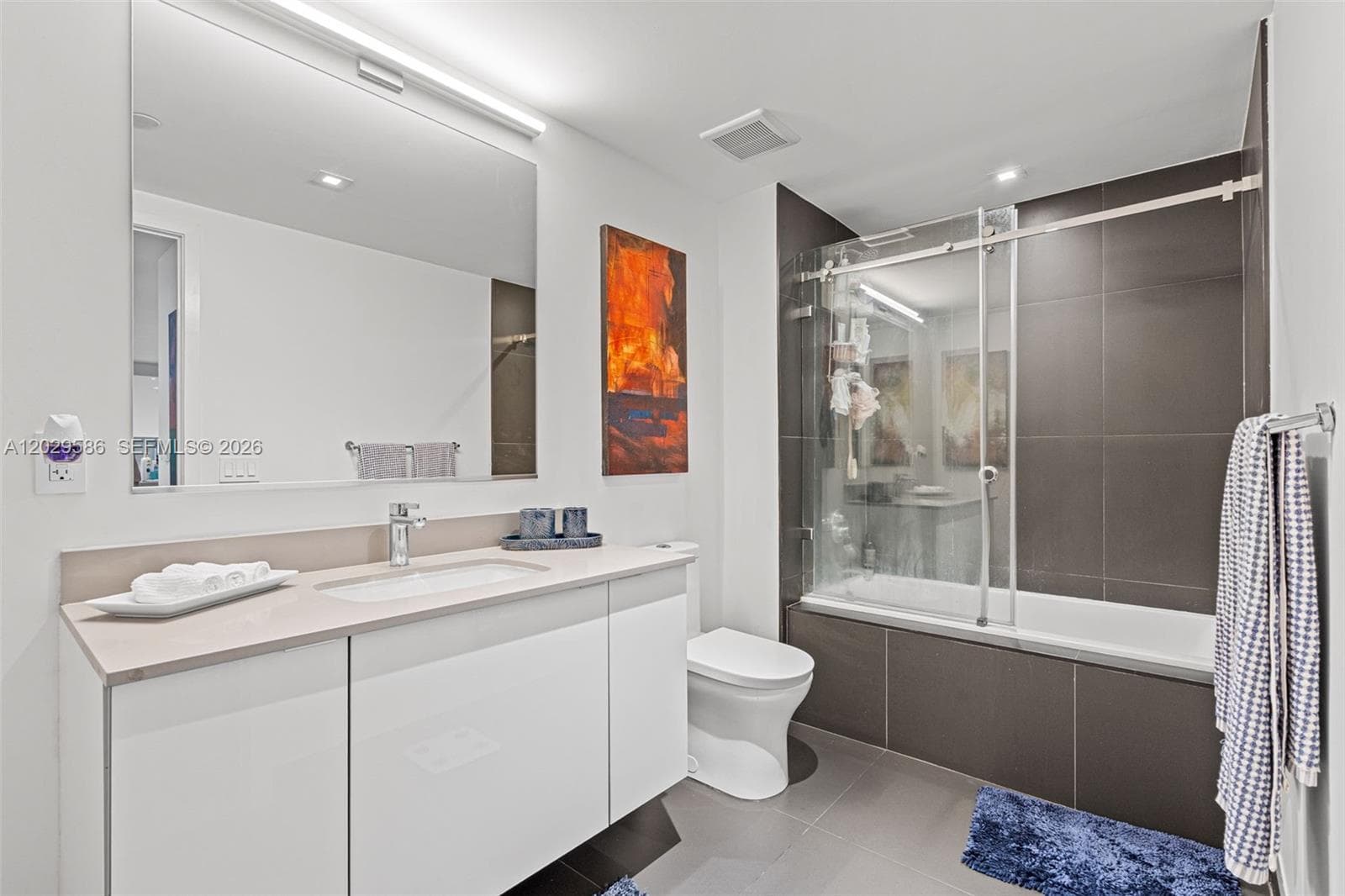 1600 NE 1st Ave # 2617, Miami FL 33132 — 19