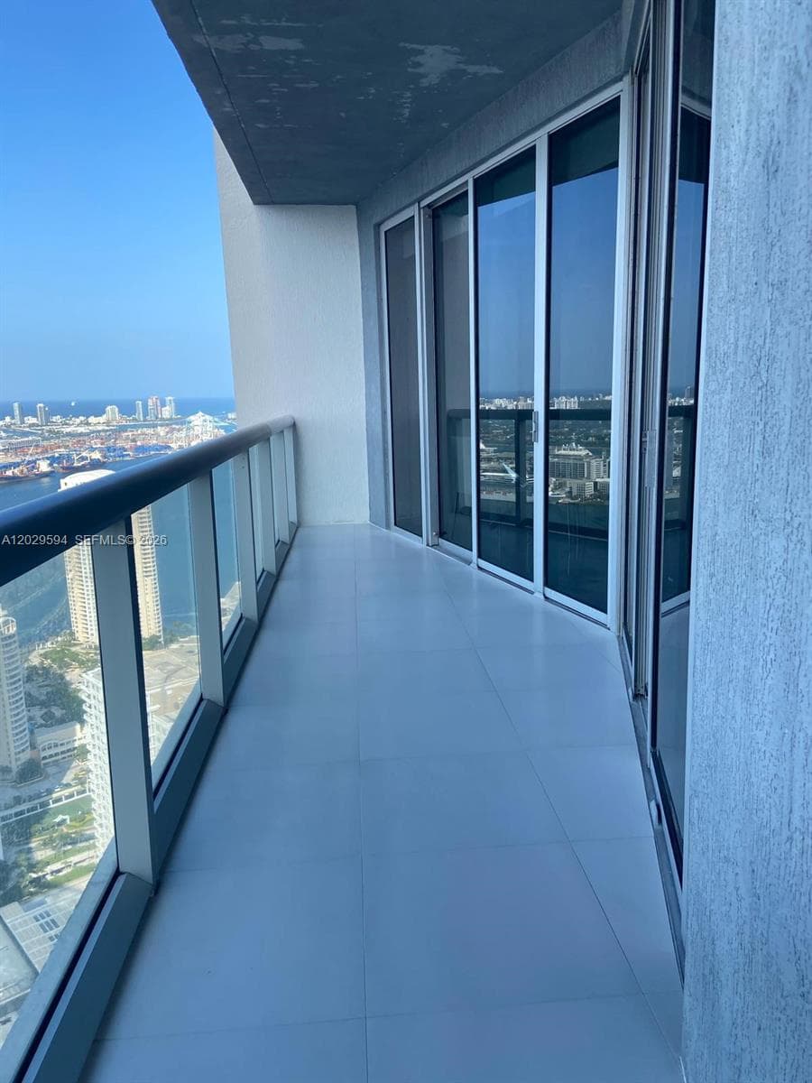 495 Brickell Ave # 5706, Miami FL 33131 — 16