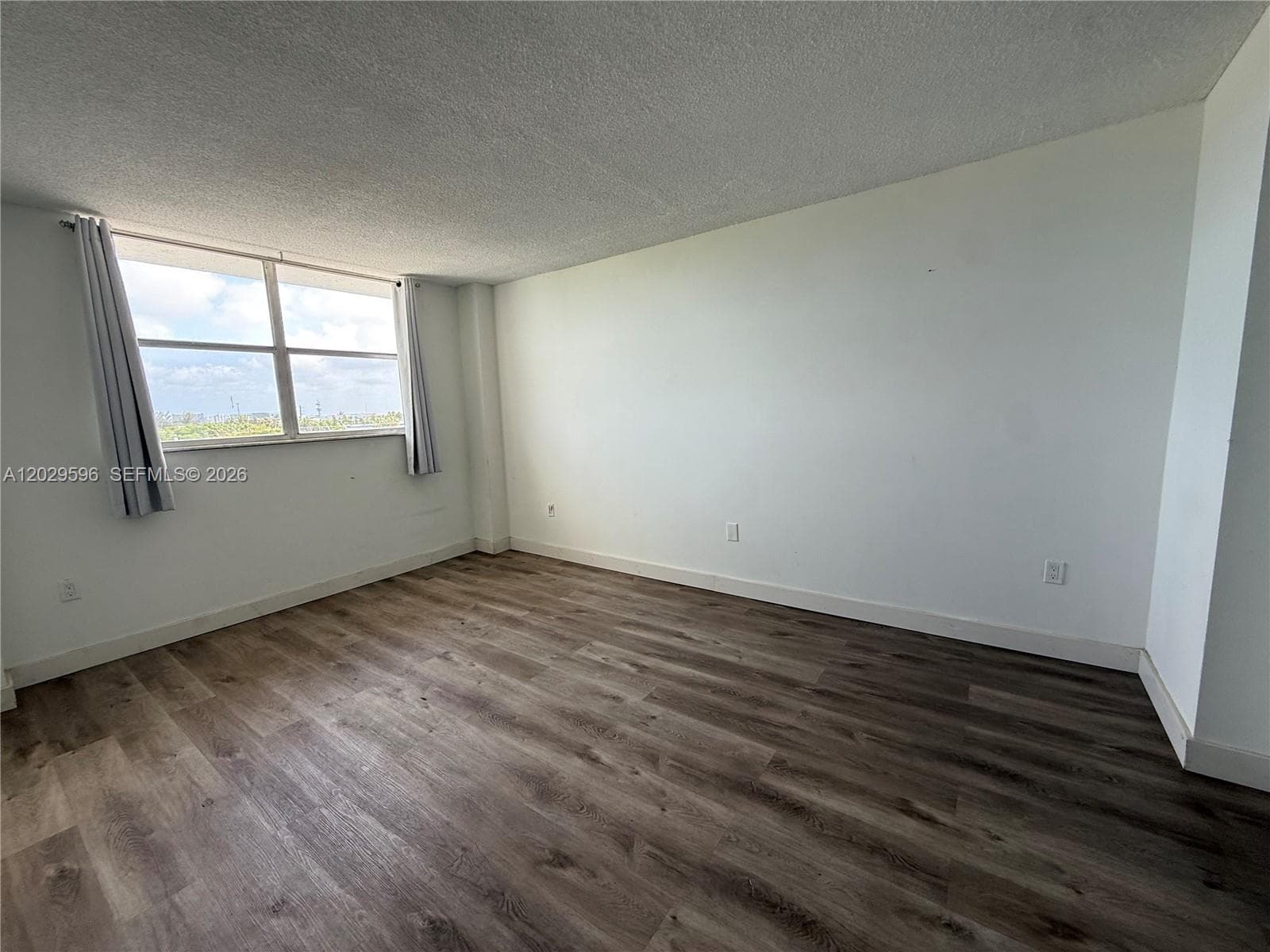 16465 NE 22nd Ave # 610, North Miami Beach FL 33160 — 3