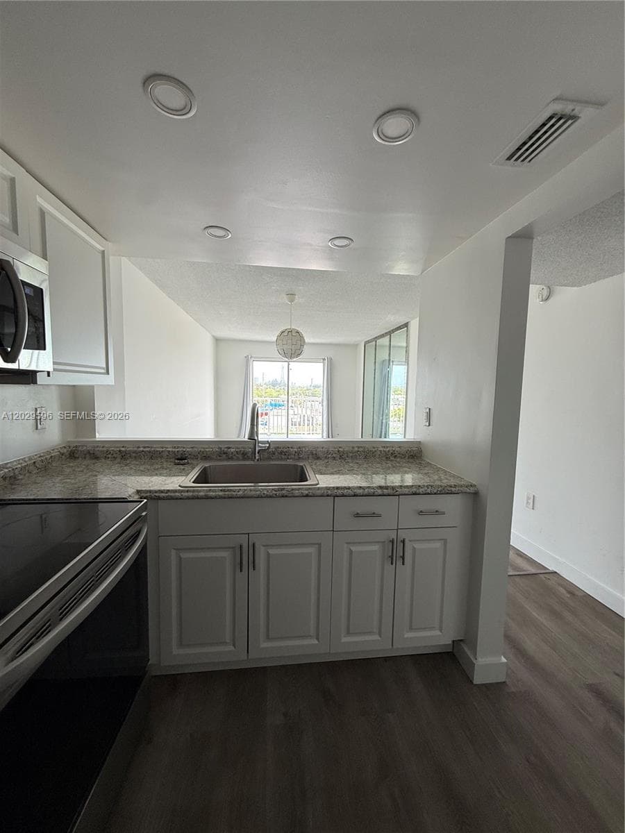 16465 NE 22nd Ave # 610, North Miami Beach FL 33160 — 1