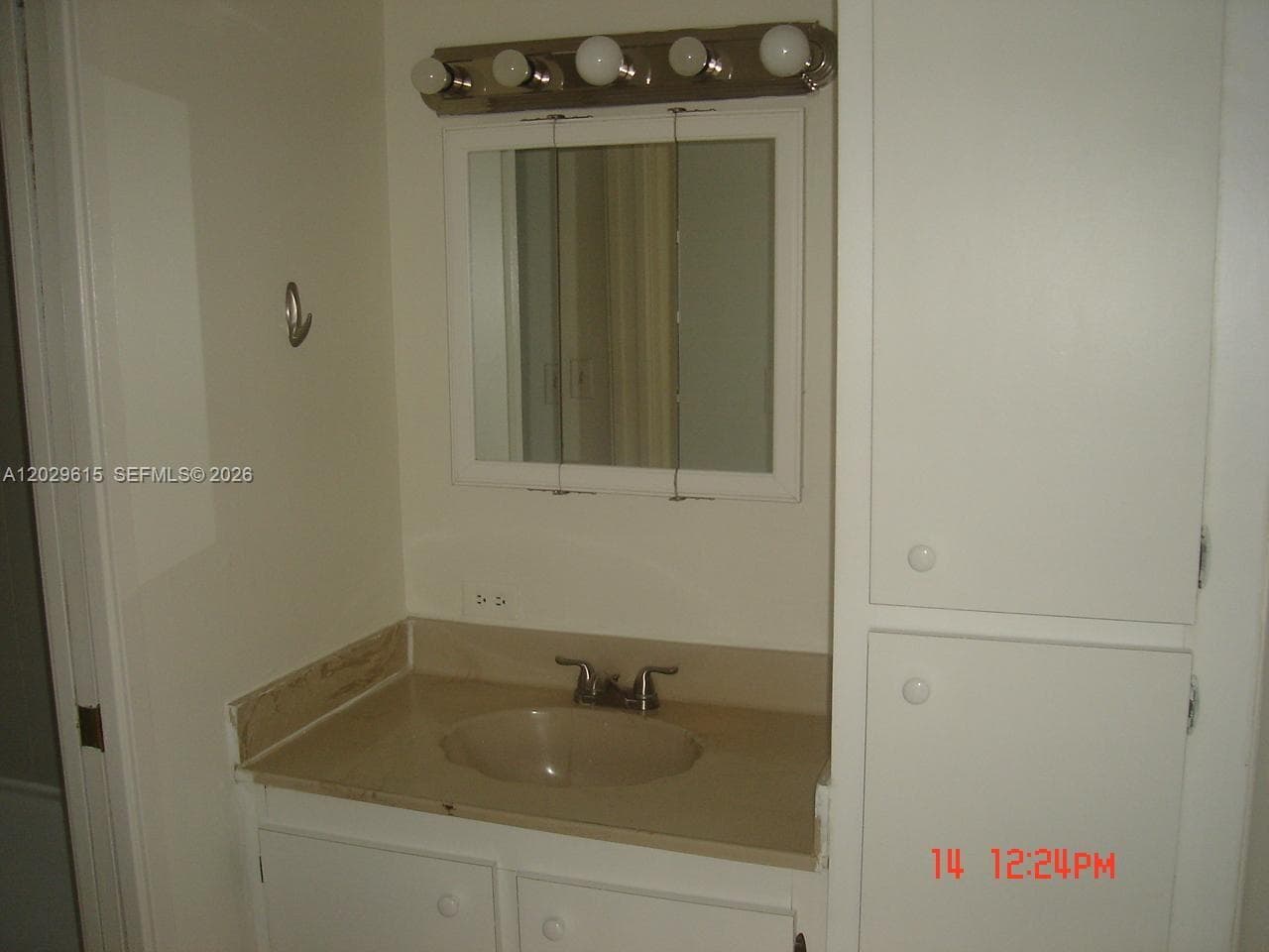 16919 N Bay Rd # 504, Sunny Isles Beach FL 33160 — 17