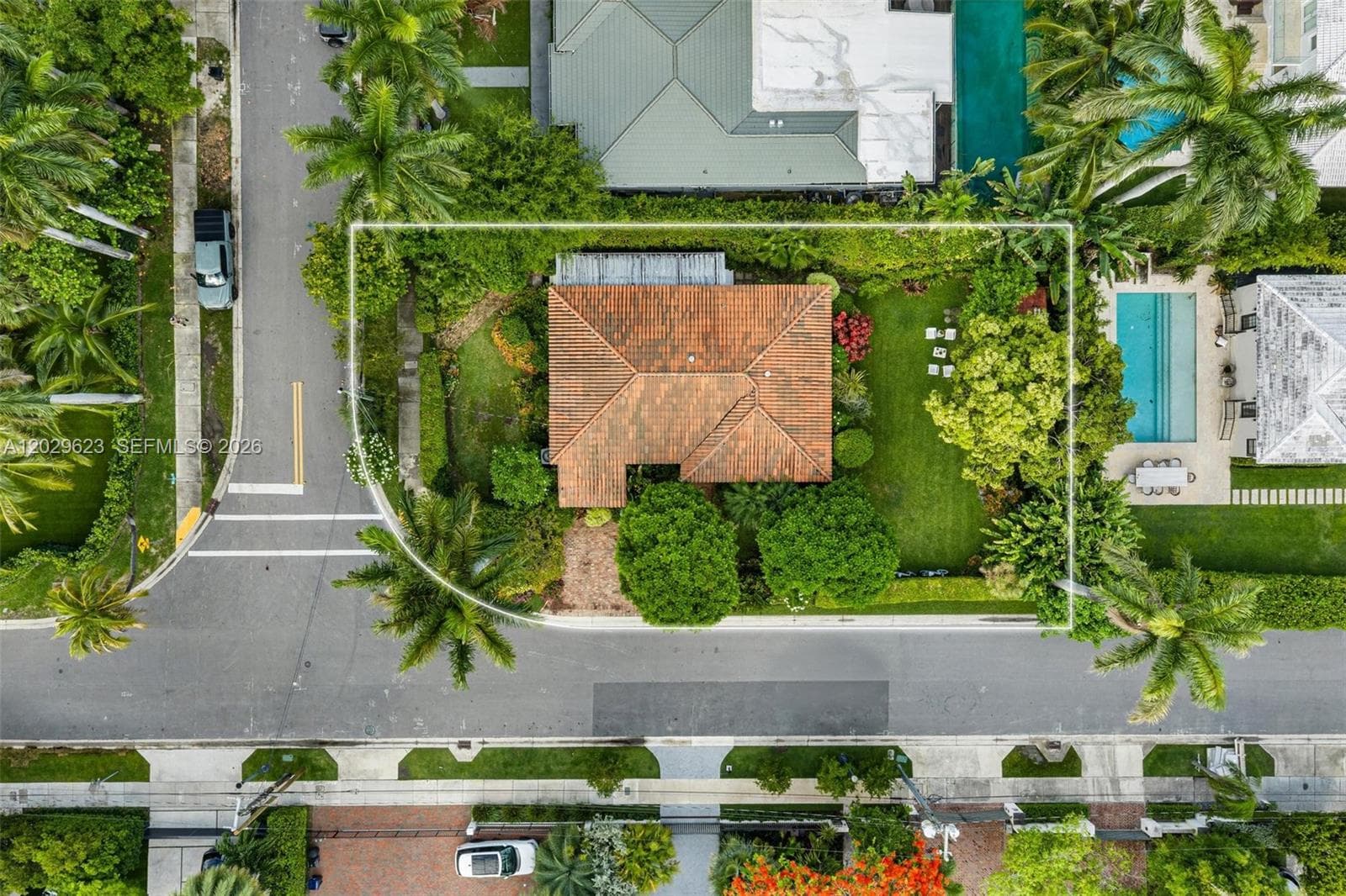 455 W Dilido Dr, Miami Beach FL 33139 — 16