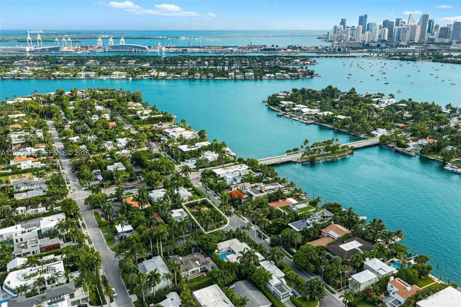 455 W Dilido Dr, Miami Beach FL 33139 — 25