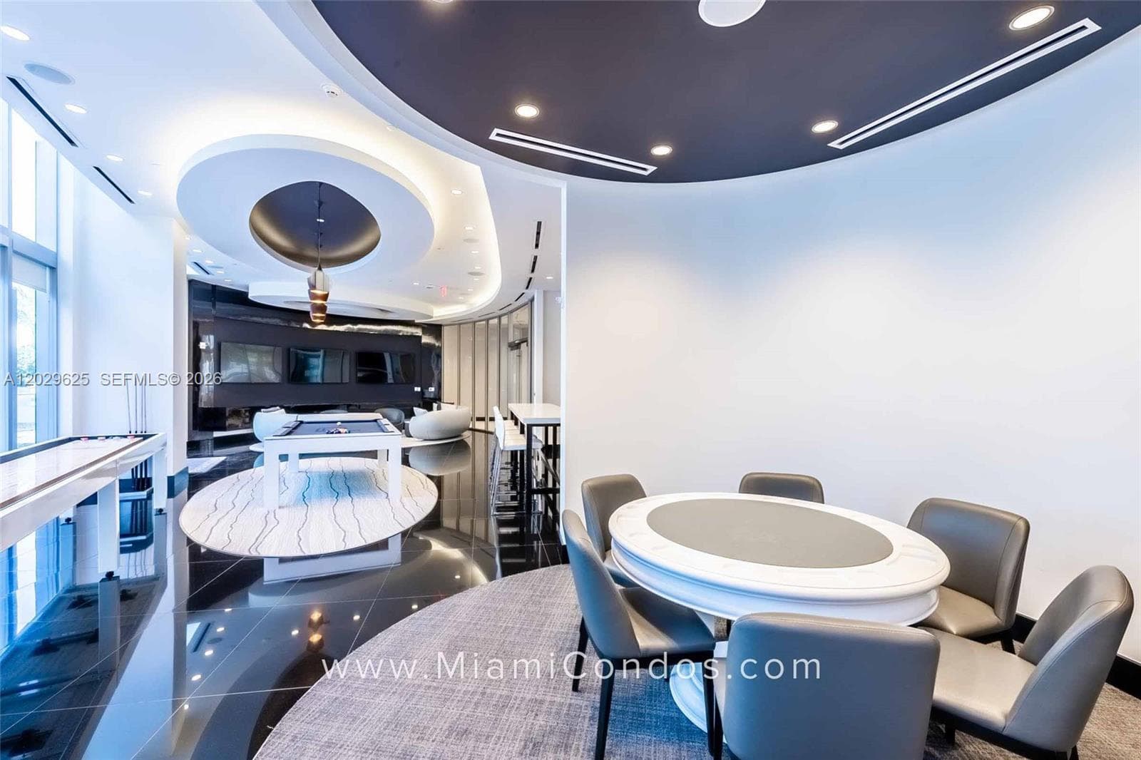 851 NE 1st Ave # 1705, Miami FL 33132 — 47