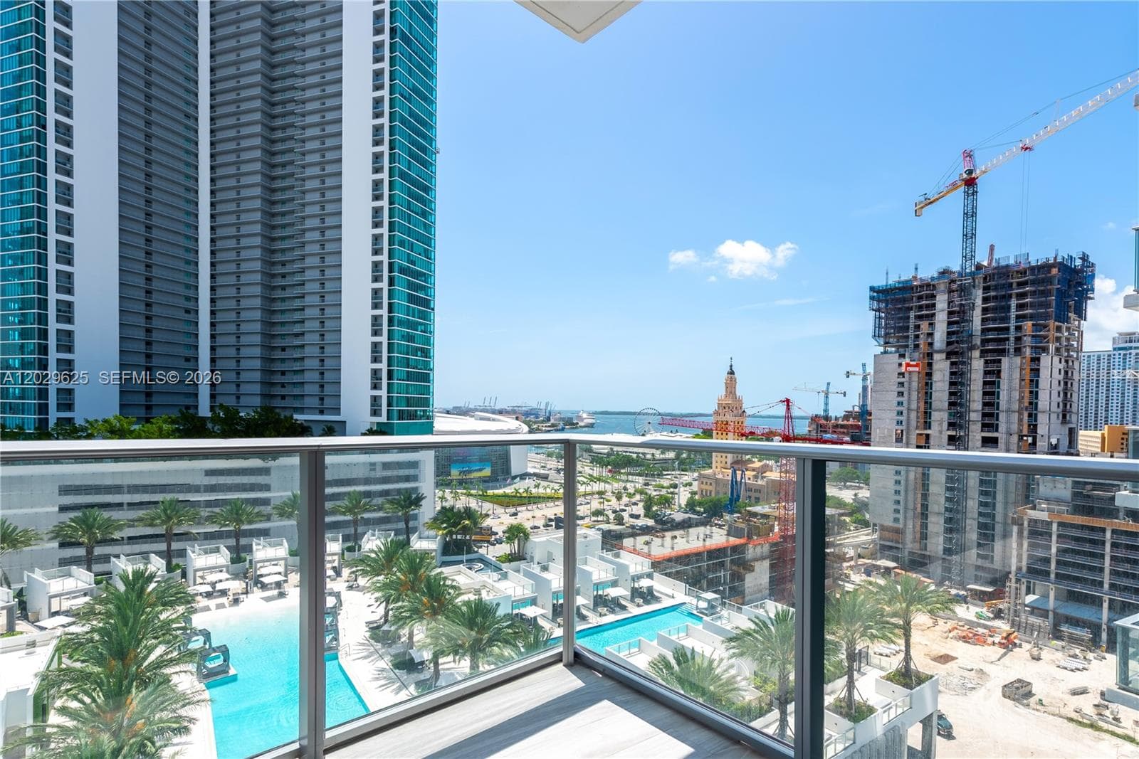 851 NE 1st Ave # 1705, Miami FL 33132 — 3