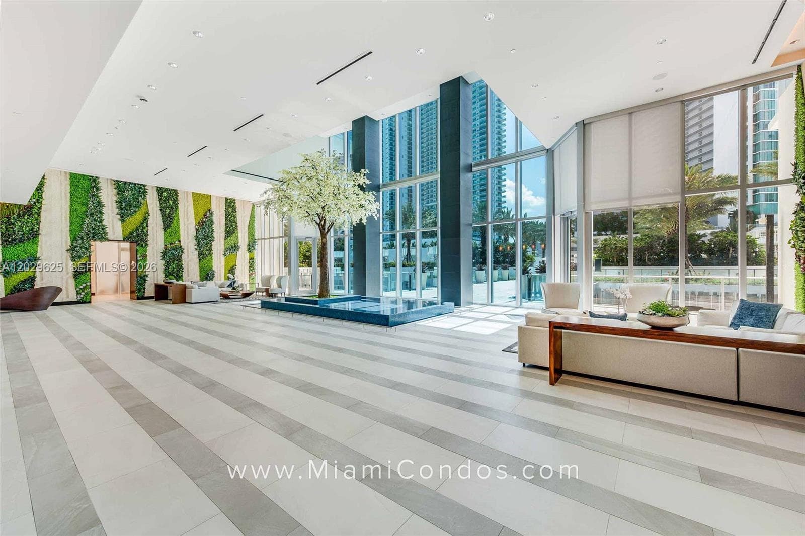 851 NE 1st Ave # 1705, Miami FL 33132 — 45
