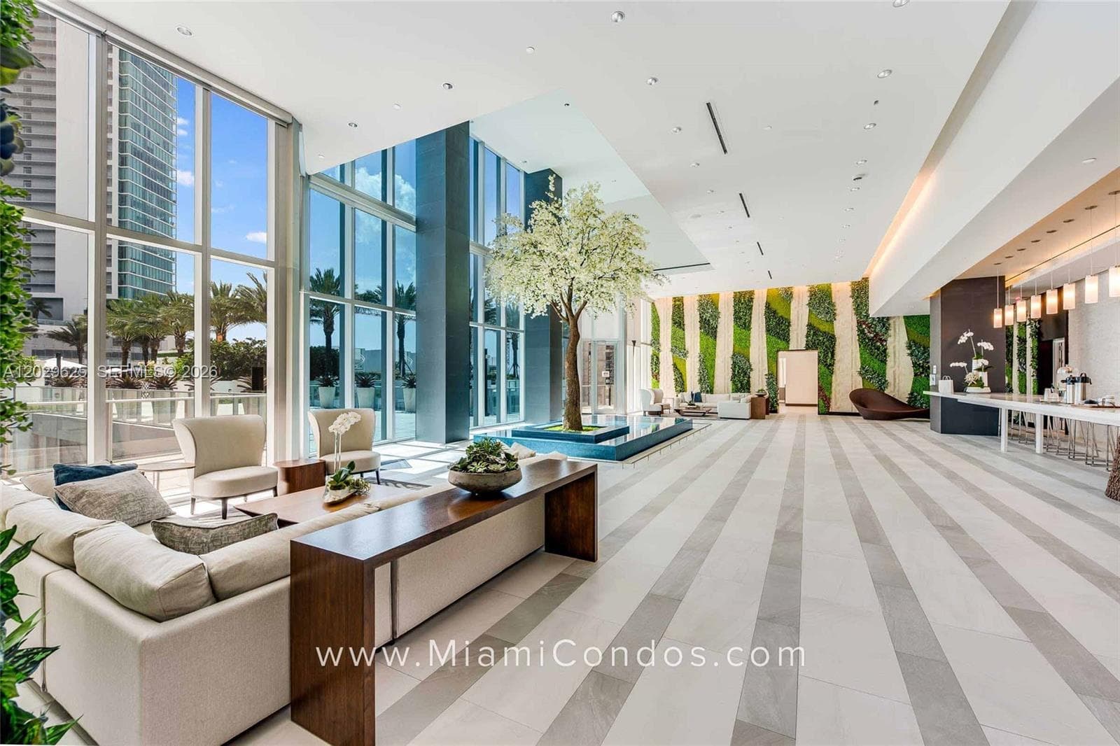 851 NE 1st Ave # 1705, Miami FL 33132 — 44