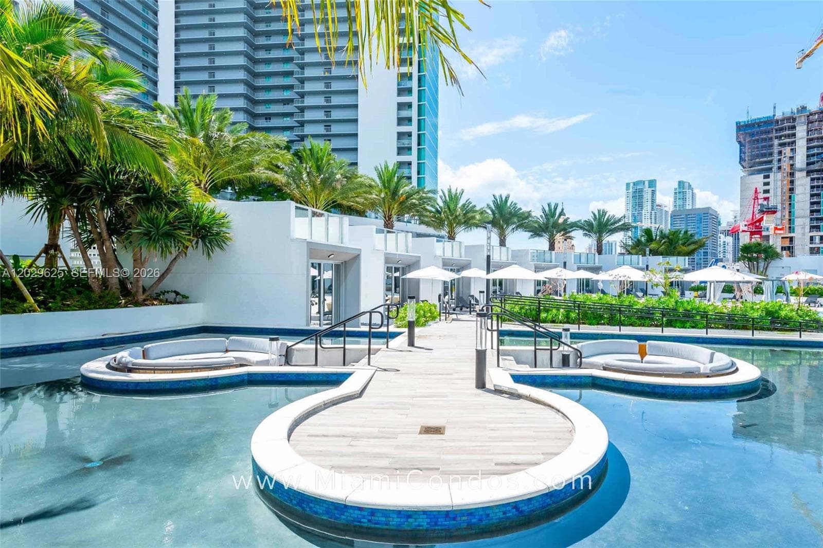 851 NE 1st Ave # 1705, Miami FL 33132 — 21