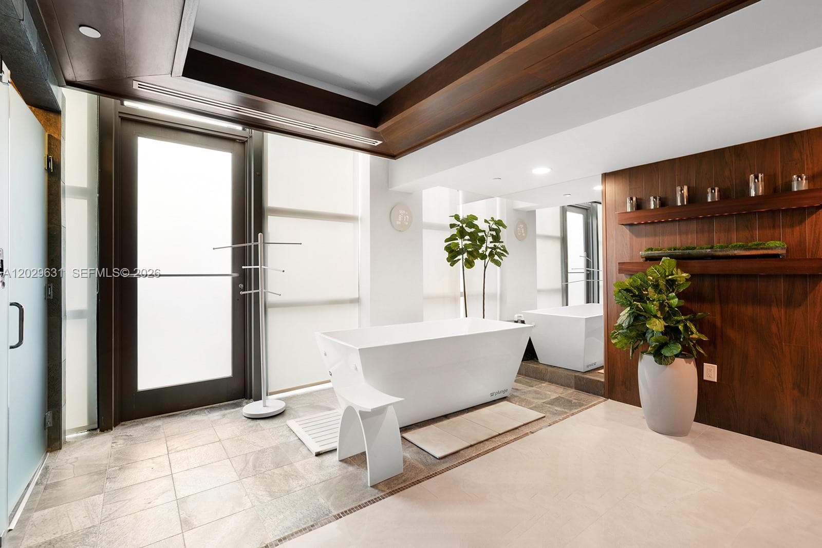 5875 Collins Ave # 501, Miami Beach FL 33140 — 22
