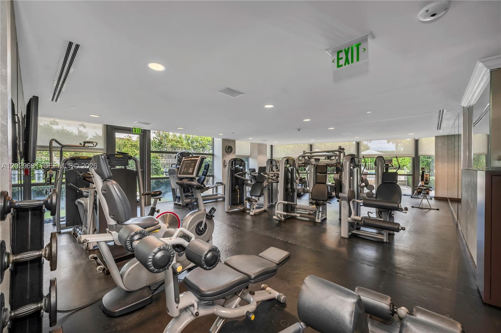 5875 Collins Ave # 501, Miami Beach FL 33140 — 28