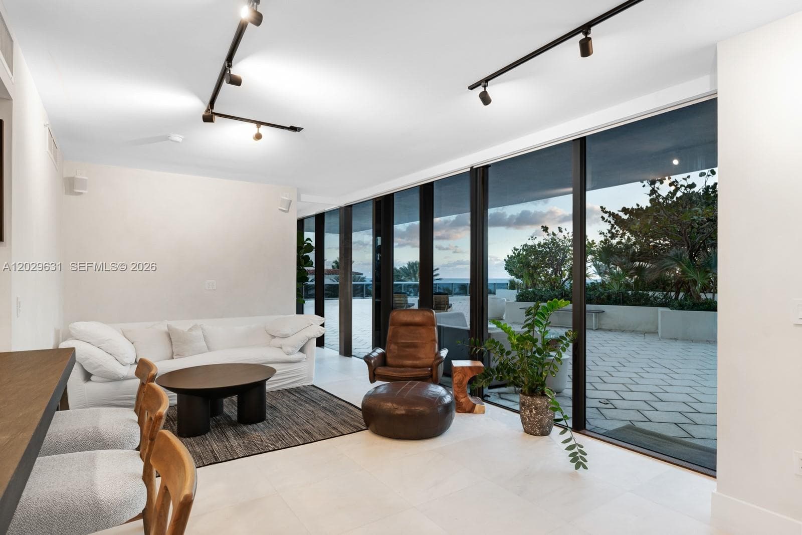 5875 Collins Ave # 501, Miami Beach FL 33140 — 10