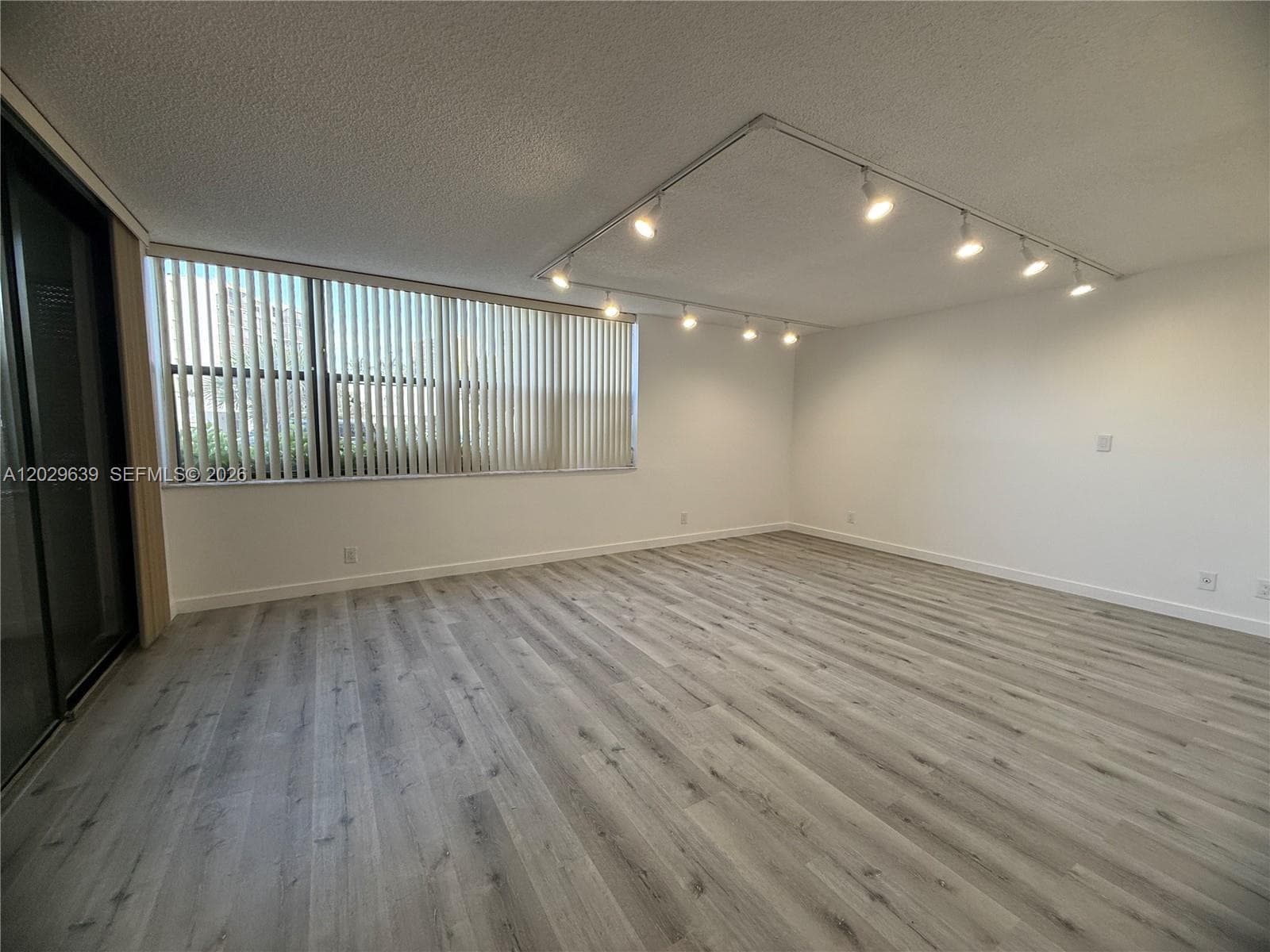 20441 NE 30th Ave # 9, Aventura FL 33180 — 12