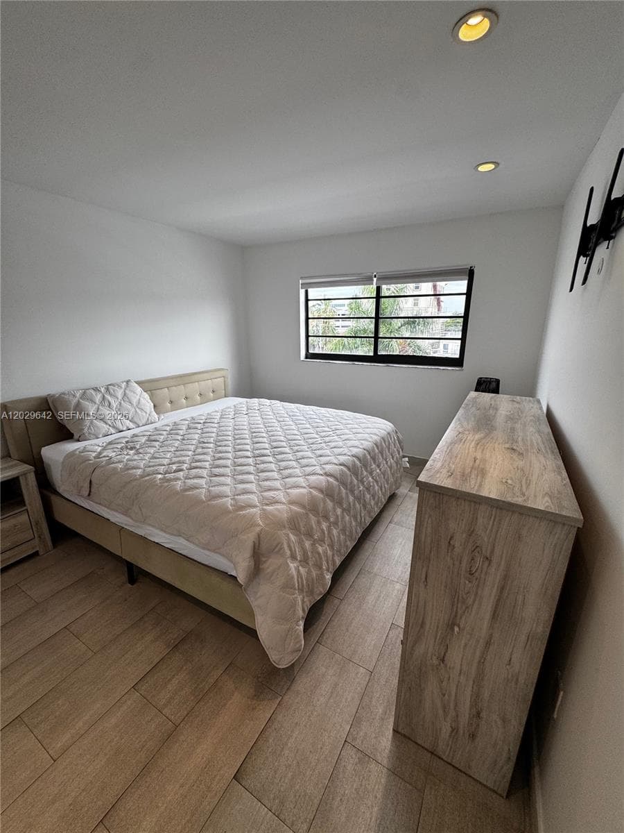 1617 Jefferson Ave, Miami Beach FL 33139 — 6