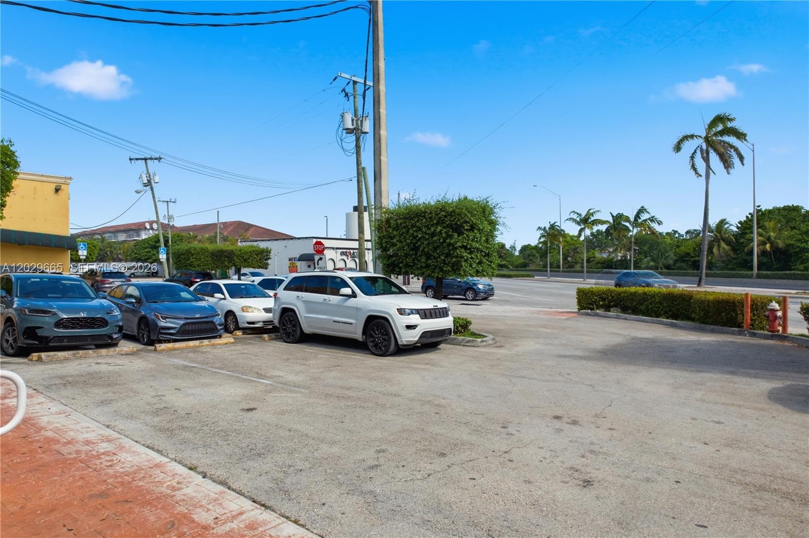1815 W okeechobee rd, Hialeah FL 33010 — 3