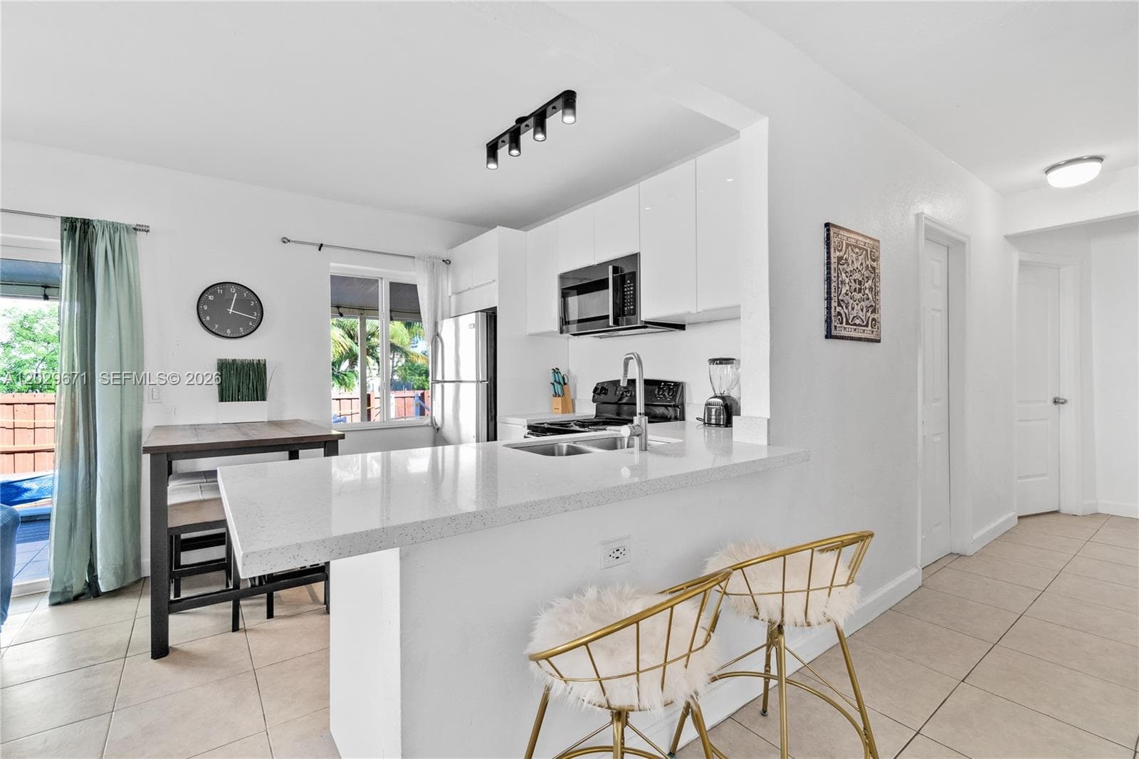 1021 NW 23rd Ave # 1023, Miami FL 33125 — 9