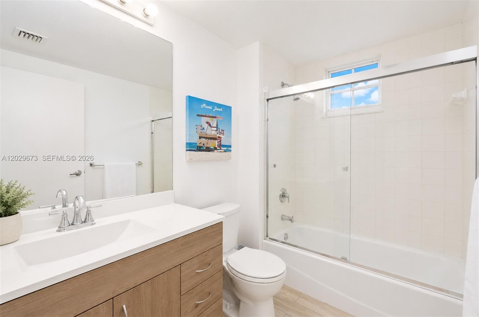 185 SE 14th Ter # 1410, Miami FL 33131 — 12