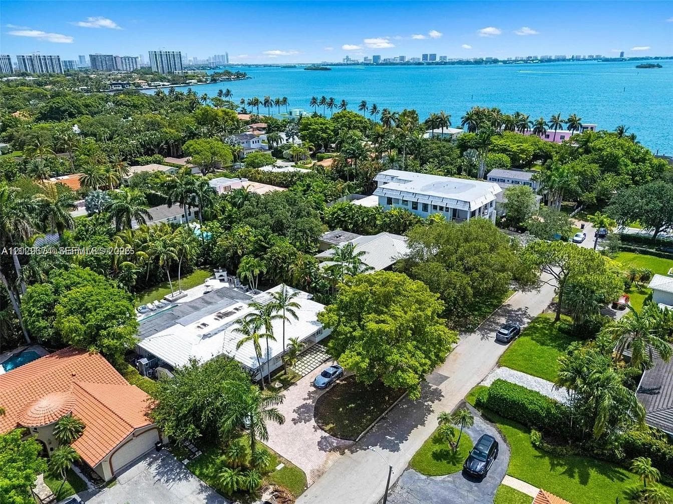 1255 NE 93rd St, Miami Shores FL 33138 — 99