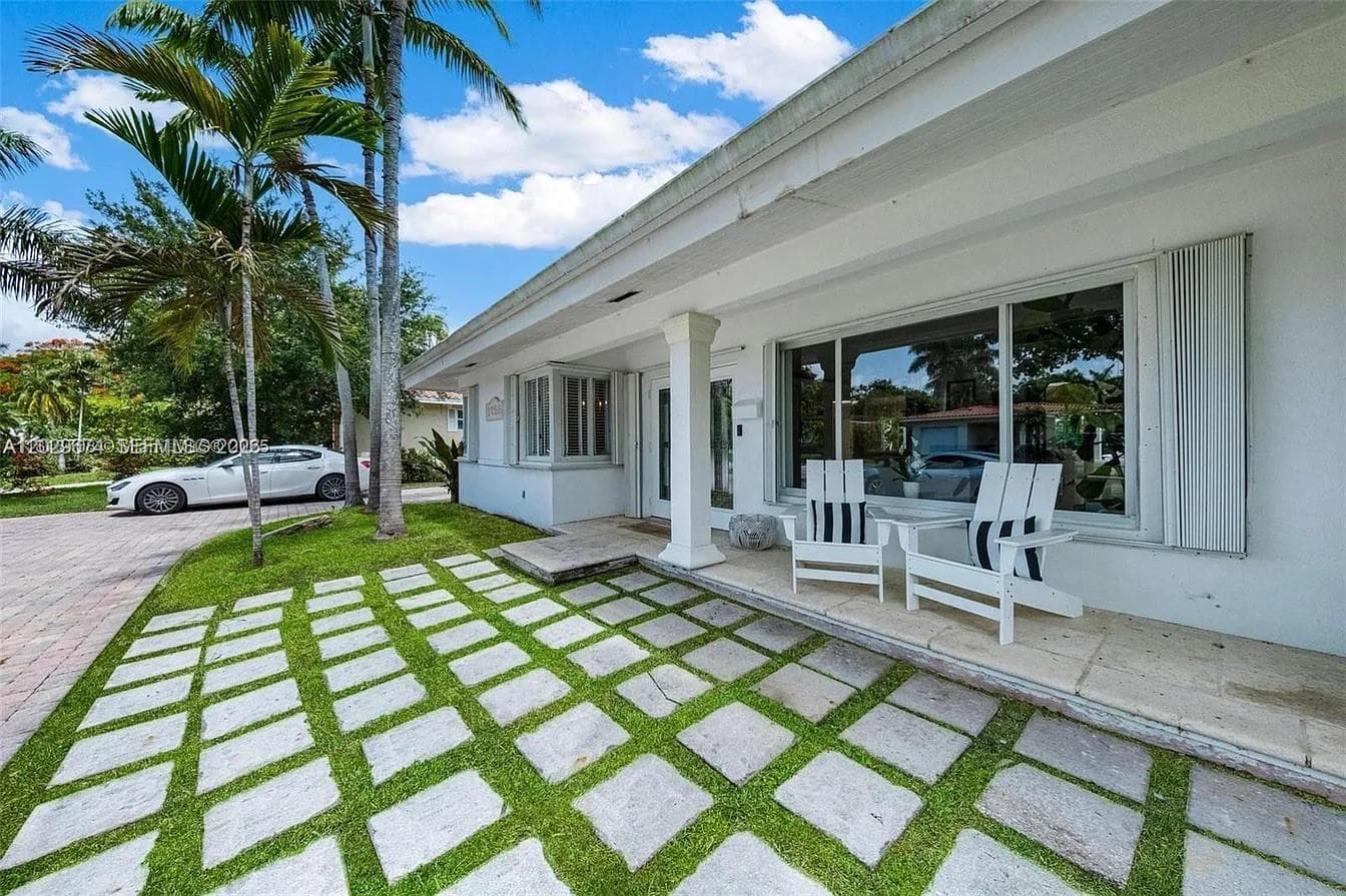 1255 NE 93rd St, Miami Shores FL 33138 — 94