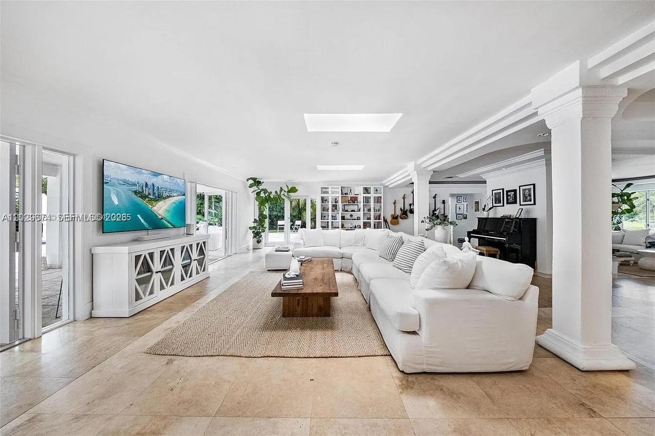 1255 NE 93rd St, Miami Shores FL 33138 — 30