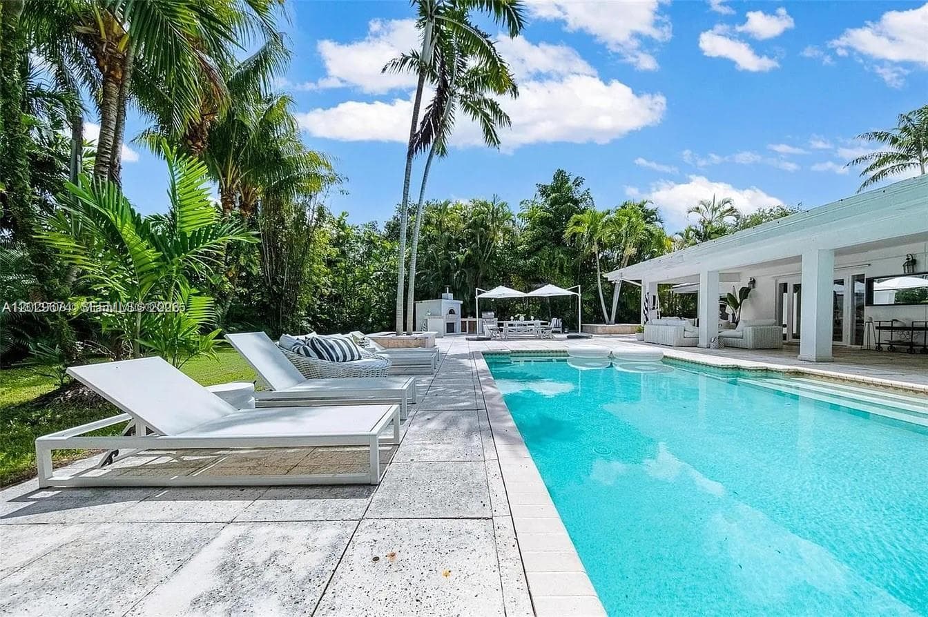 1255 NE 93rd St, Miami Shores FL 33138 — 82