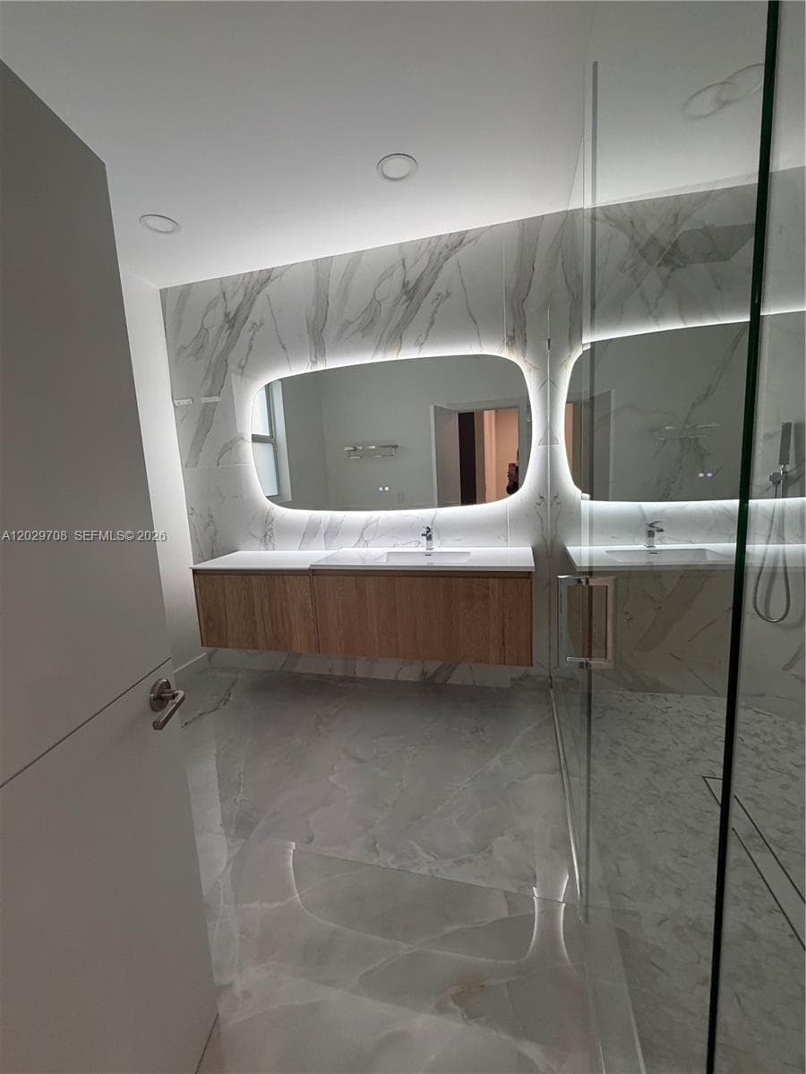 4499 NW 93rd Doral Ct, Doral FL 33178 — 13