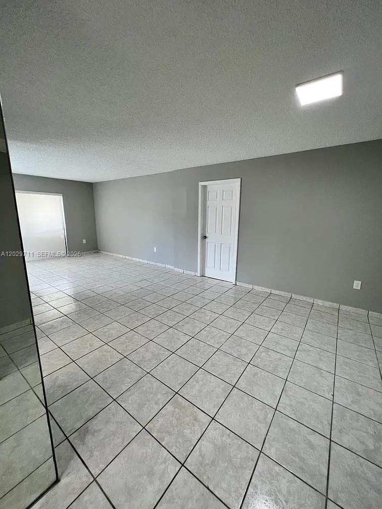 1300 SW 122nd Ave # 2, Miami FL 33184 — 3