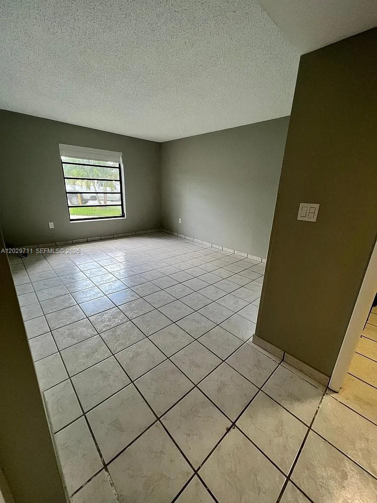 1300 SW 122nd Ave # 2, Miami FL 33184 — 5