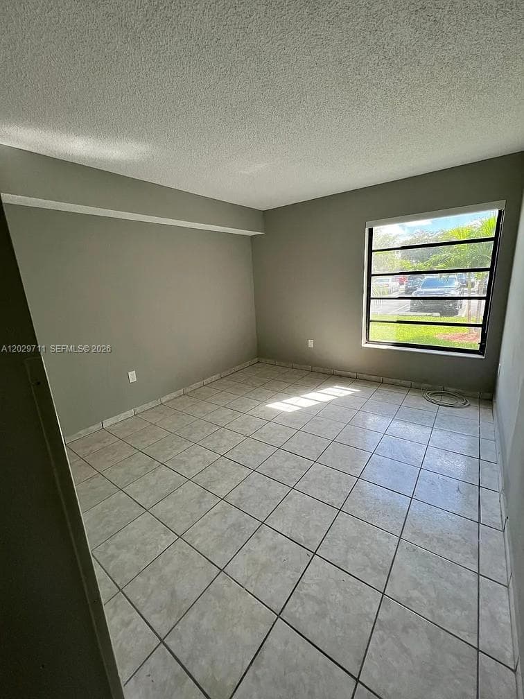 1300 SW 122nd Ave # 2, Miami FL 33184 — 9