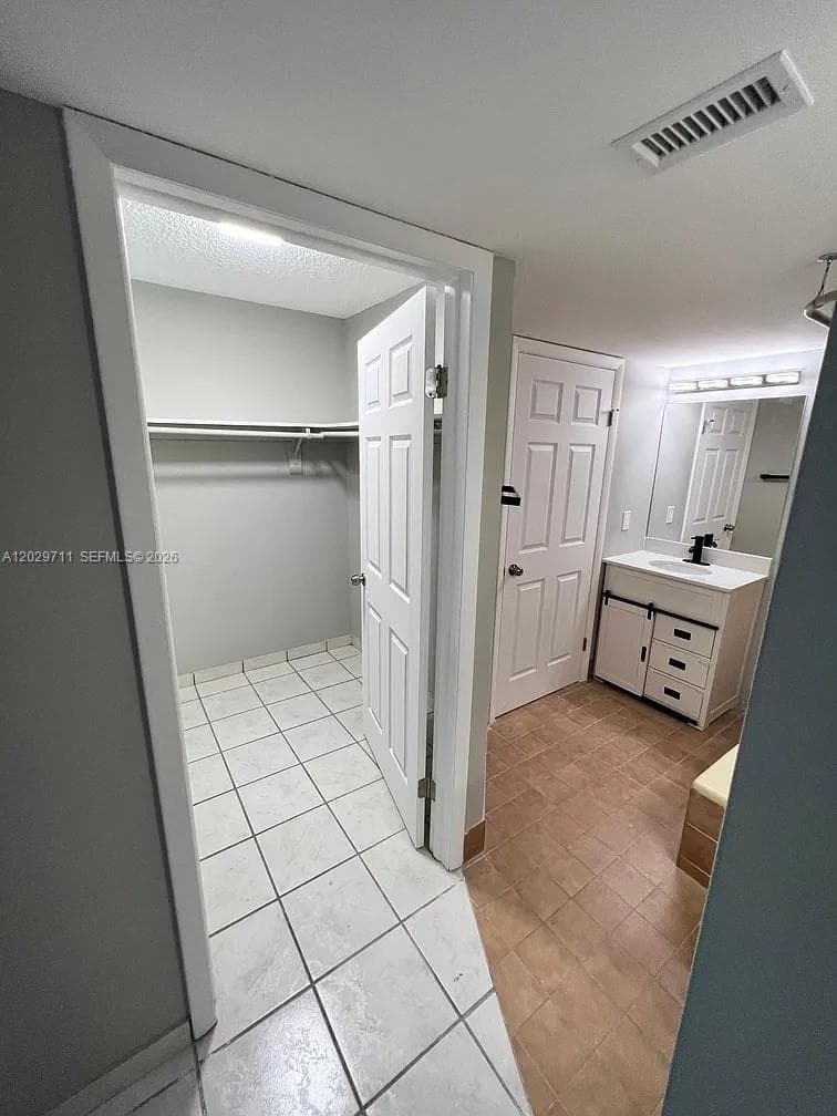 1300 SW 122nd Ave # 2, Miami FL 33184 — 10