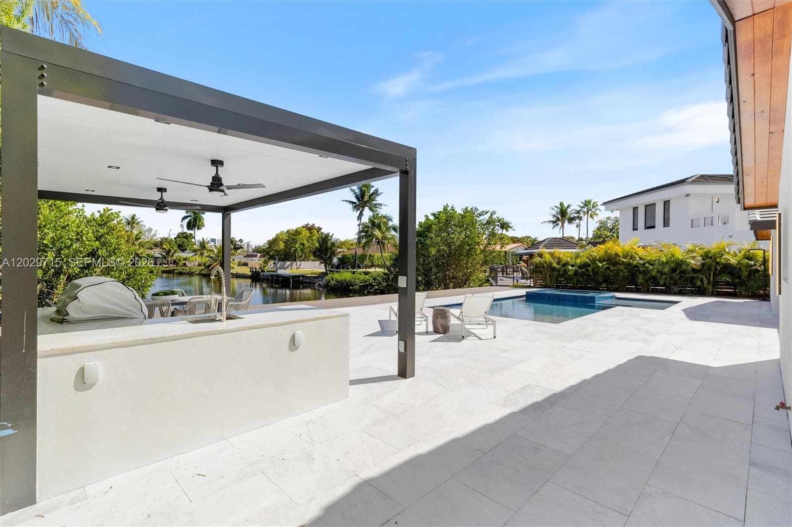 19721 NE 23rd Ave # 19721, Miami FL 33180 — 28