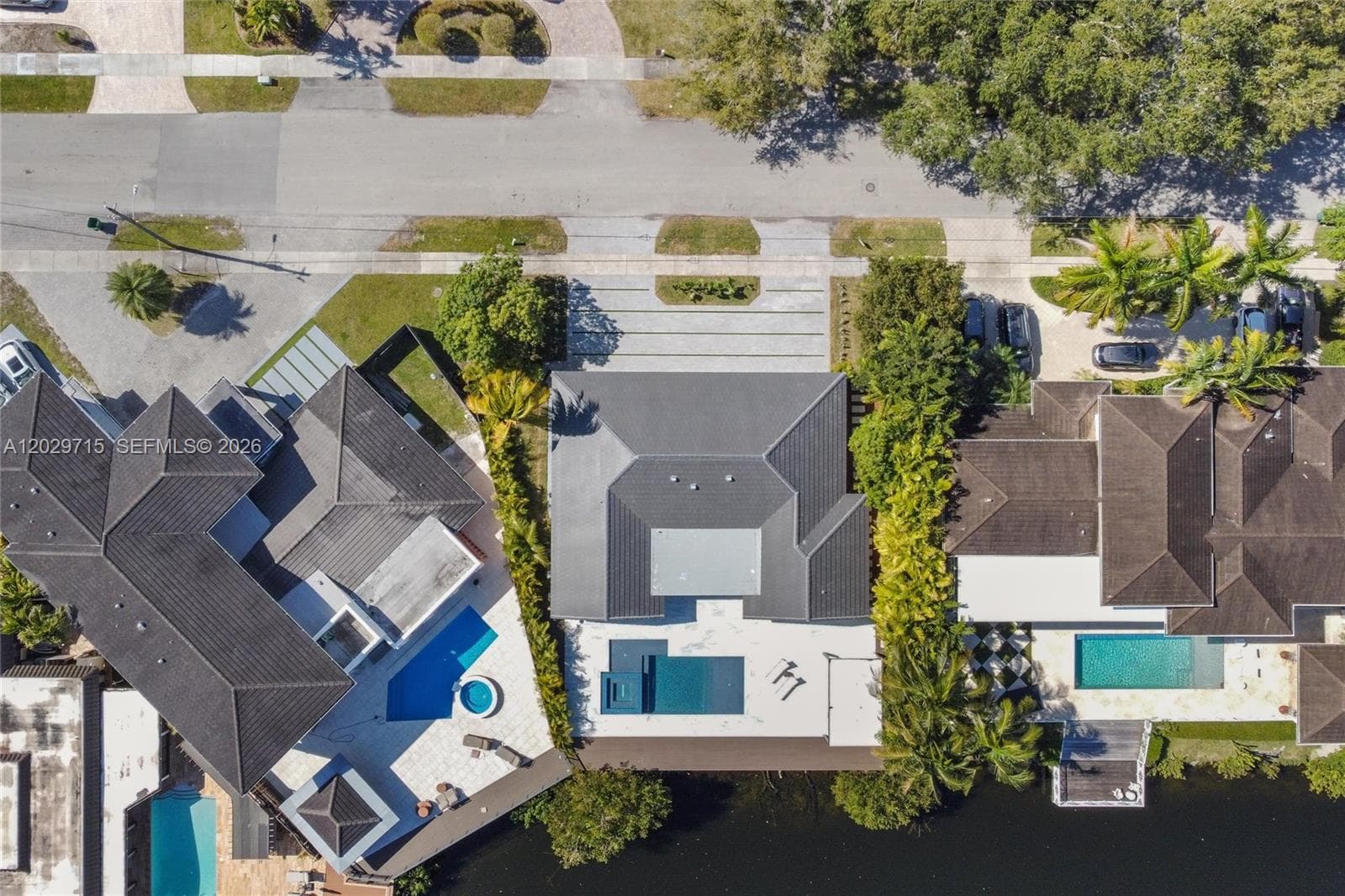 19721 NE 23rd Ave # 19721, Miami FL 33180 — 34