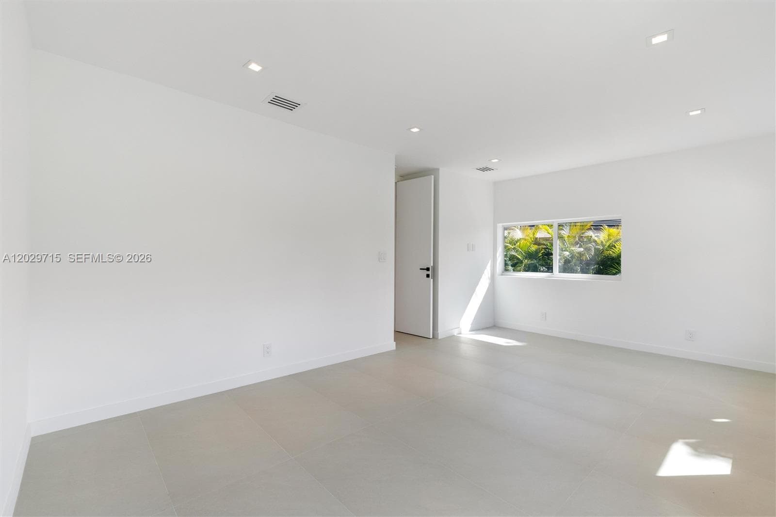 19721 NE 23rd Ave # 19721, Miami FL 33180 — 40