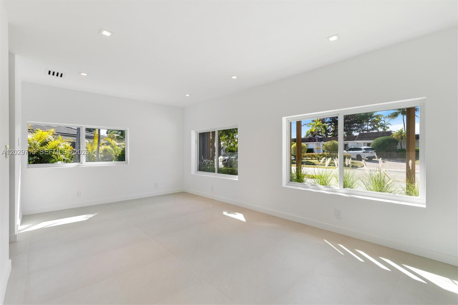 19721 NE 23rd Ave # 19721, Miami FL 33180 — 39