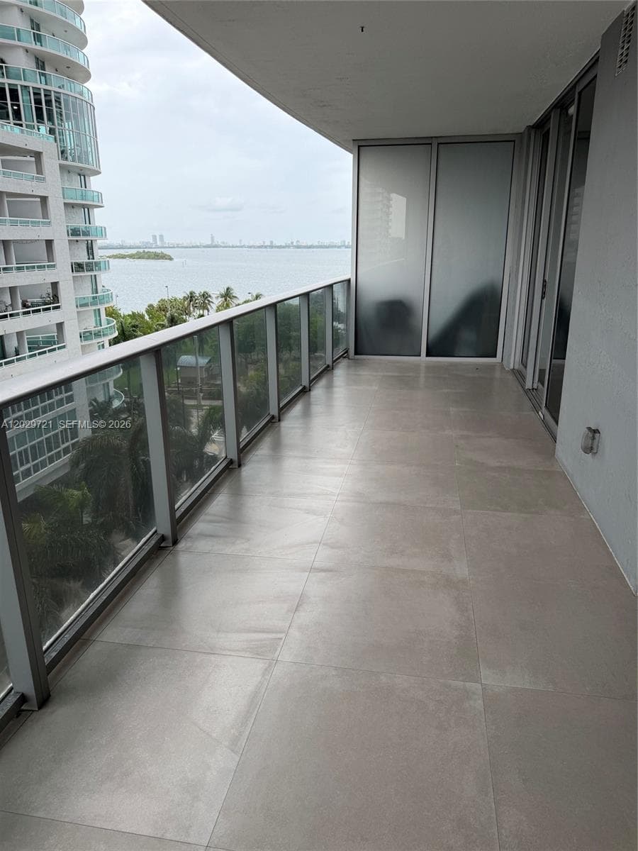 488 NE 18th St # 705, Miami FL 33132 — 6