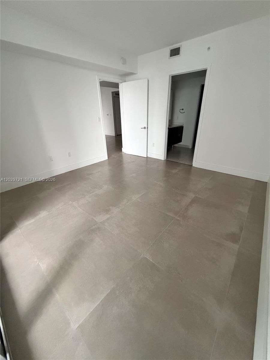 488 NE 18th St # 705, Miami FL 33132 — 13