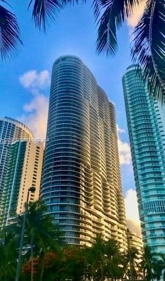 488 NE 18th St # 705, Miami FL 33132 — 5