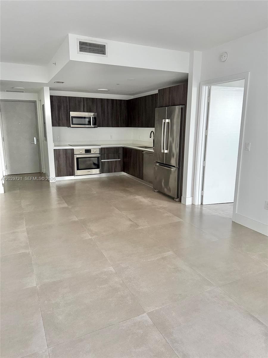 488 NE 18th St # 705, Miami FL 33132 — 11