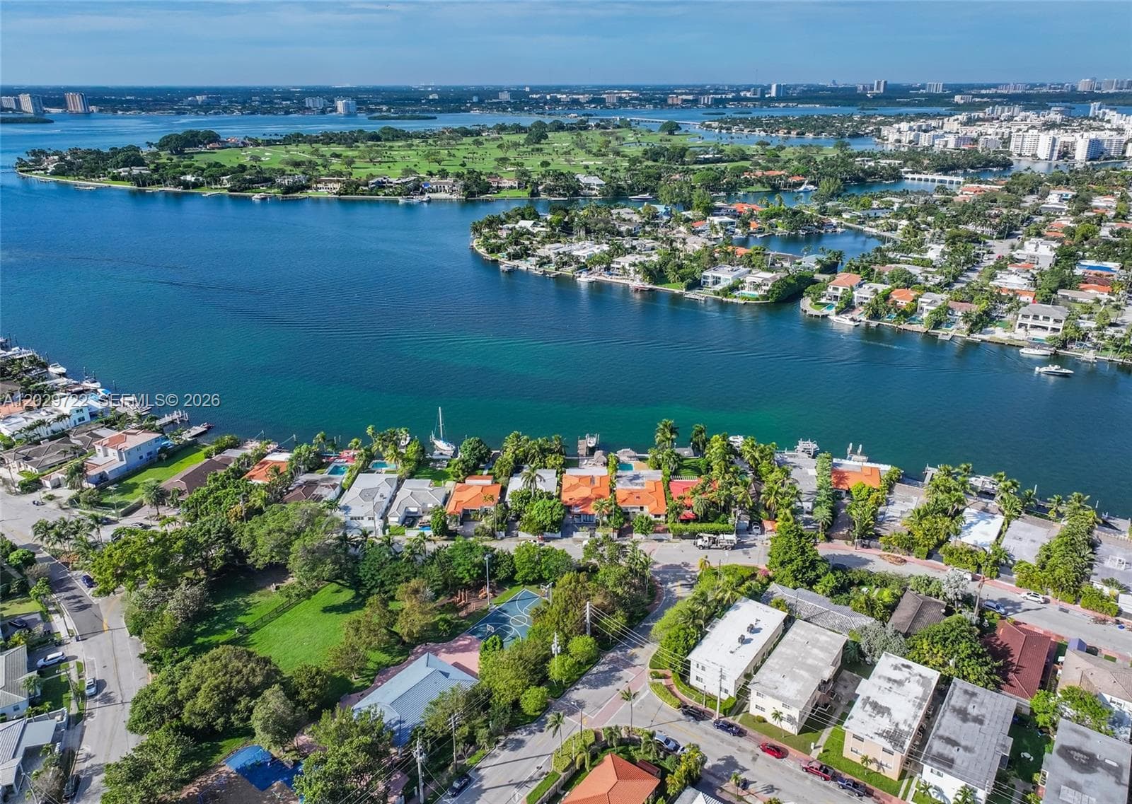 8430 Crespi Blvd # 8420, Miami Beach FL 33141 — 15